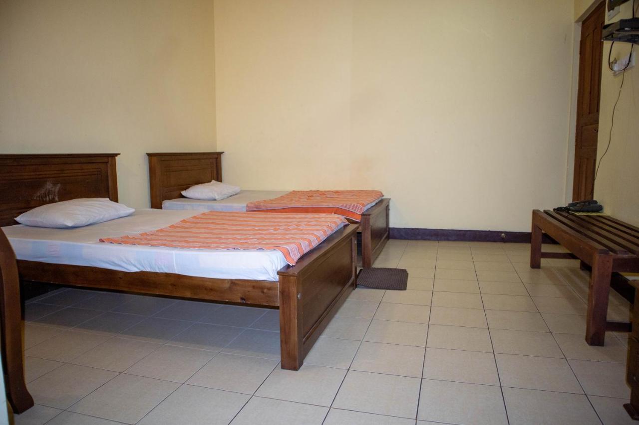 Chamaya Holiday Inn بالانجودا المظهر الخارجي الصورة